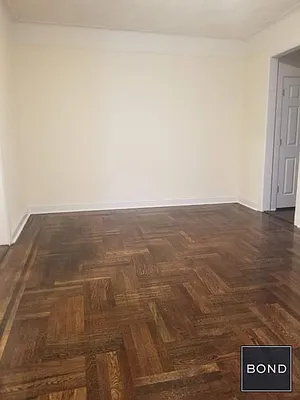 Rented by Bond New York | media 4