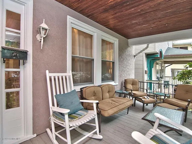 2333 Adams Ave — Photo 11