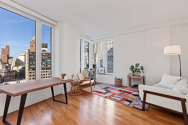 1st image of 15 William St APT 30I