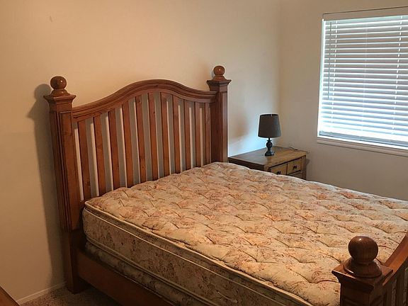 3rd image of 800 Moccasin Ln