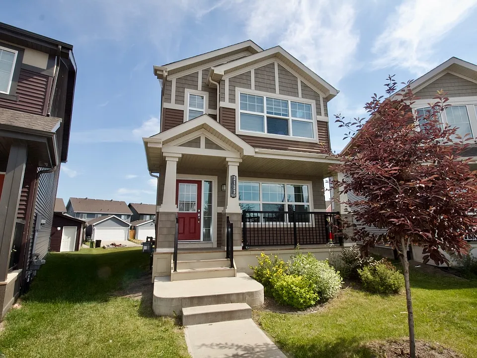3133 Chokecherry Bnd SW