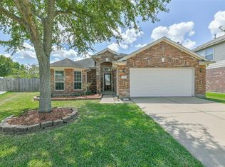 2110 Forest Bank Ln, Pearland, TX 77581