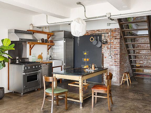 5th image of 330 Wythe Ave APT 7D