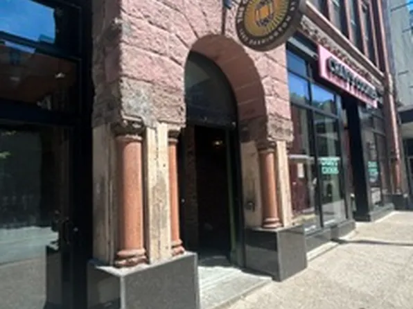 1585 Barrington St #303W, Halifax, NS B3J 1Z8