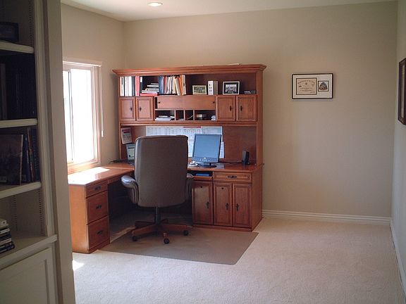 Den/Home Office