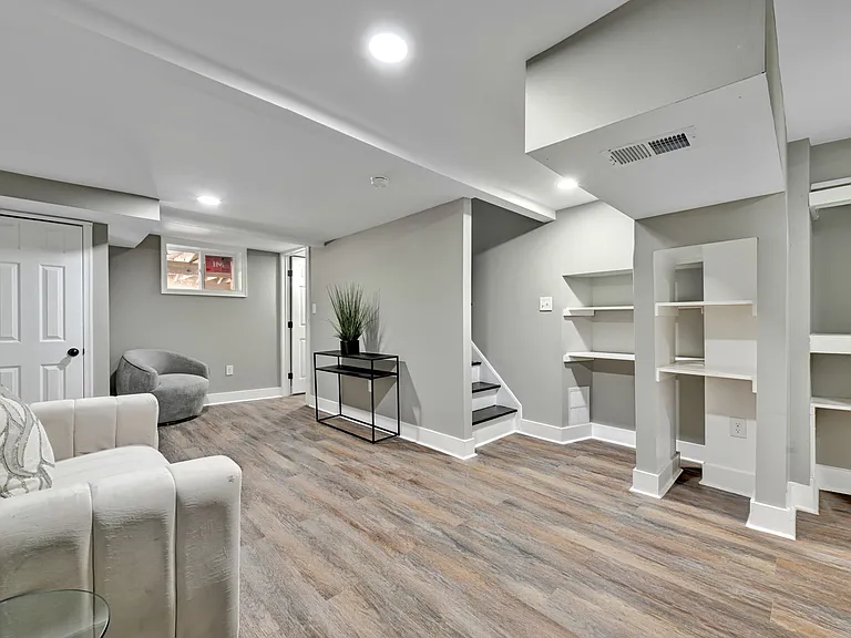 5008 Tuckerman St — Photo 17