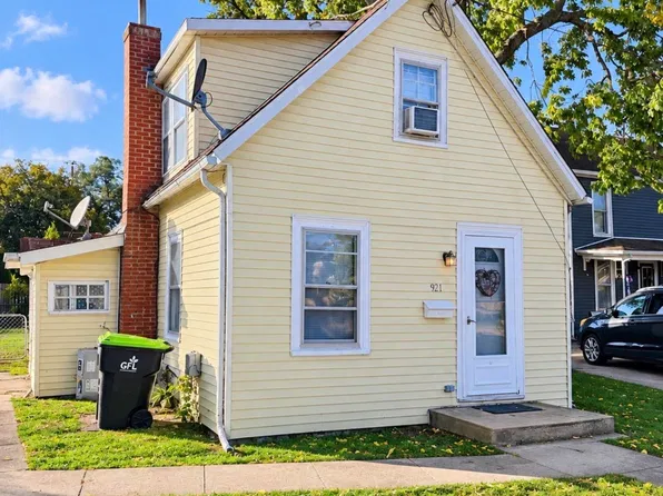 921 N Cutright St, Chillicothe, IL 61523
