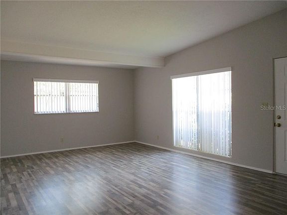 4th image of 804 E Airport Blvd