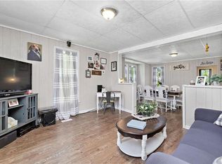 119 E Nichols St, Spring Hill, KS 66083