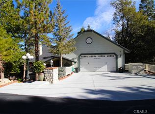 825 Marin Ln, Lake Arrowhead, CA 92352