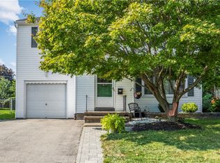 111 Delray Rd, Rochester, NY 14610