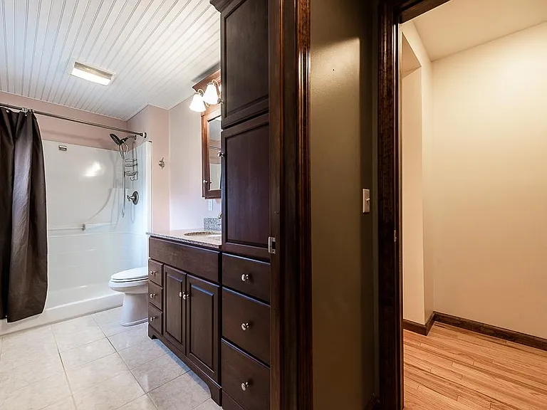 131 Hemlock Dr — Photo 24
