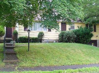 84 Westview Dr, Norwood, MA 02062