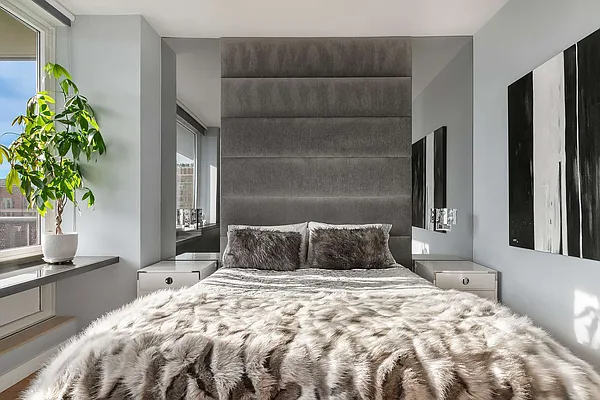 Sold by Compass | media 15