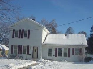 542 N Division St, Appleton, WI 54911