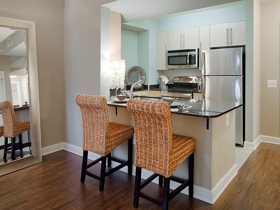 3rd image of 707 President St APT 826