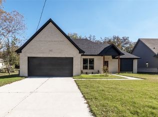 318 N Rike St, Farmersville, TX 75442