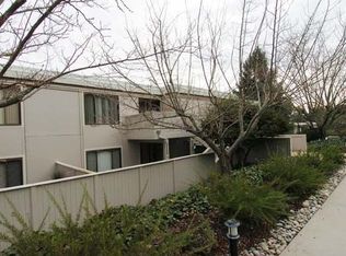 2025 Oakmont Way APT 5, Walnut Creek, CA 94595
