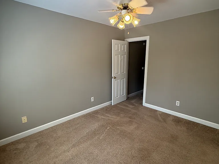 4615 Pooh Corner Dr — Photo 19
