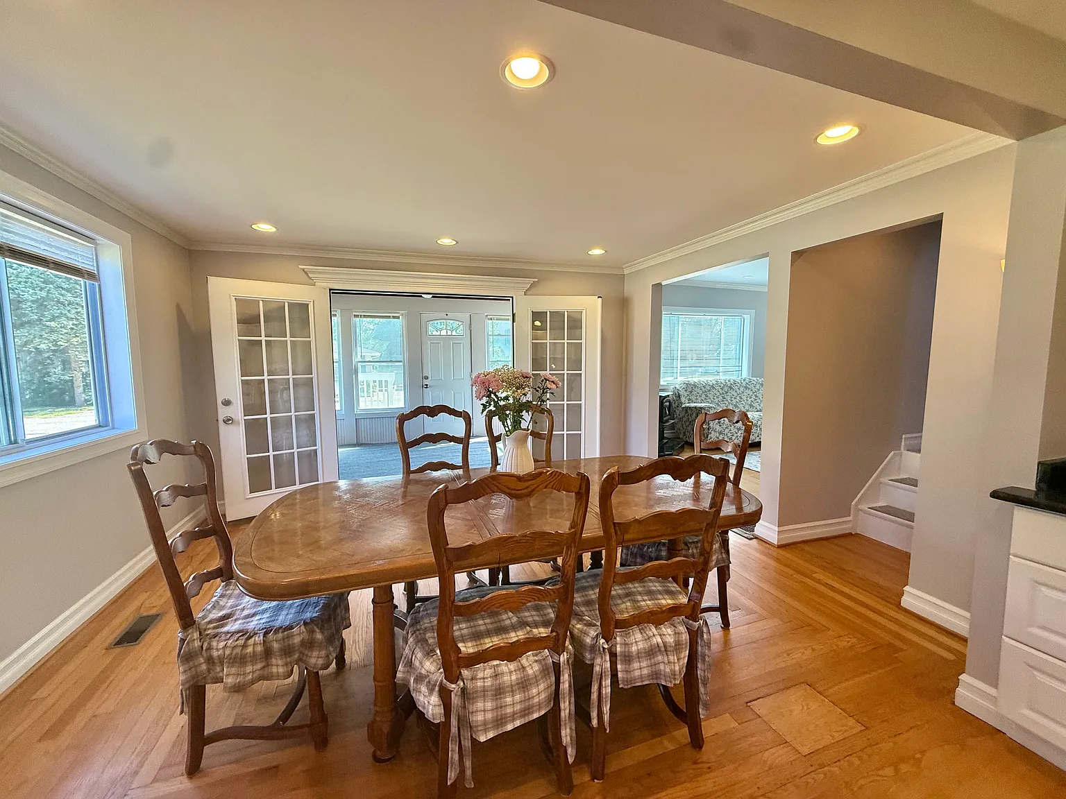 2 bed, 1343 sqft, $2,500 — Photo 3