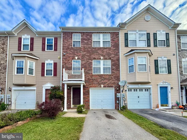45 Bruce Dr, Charles Town, WV 25414