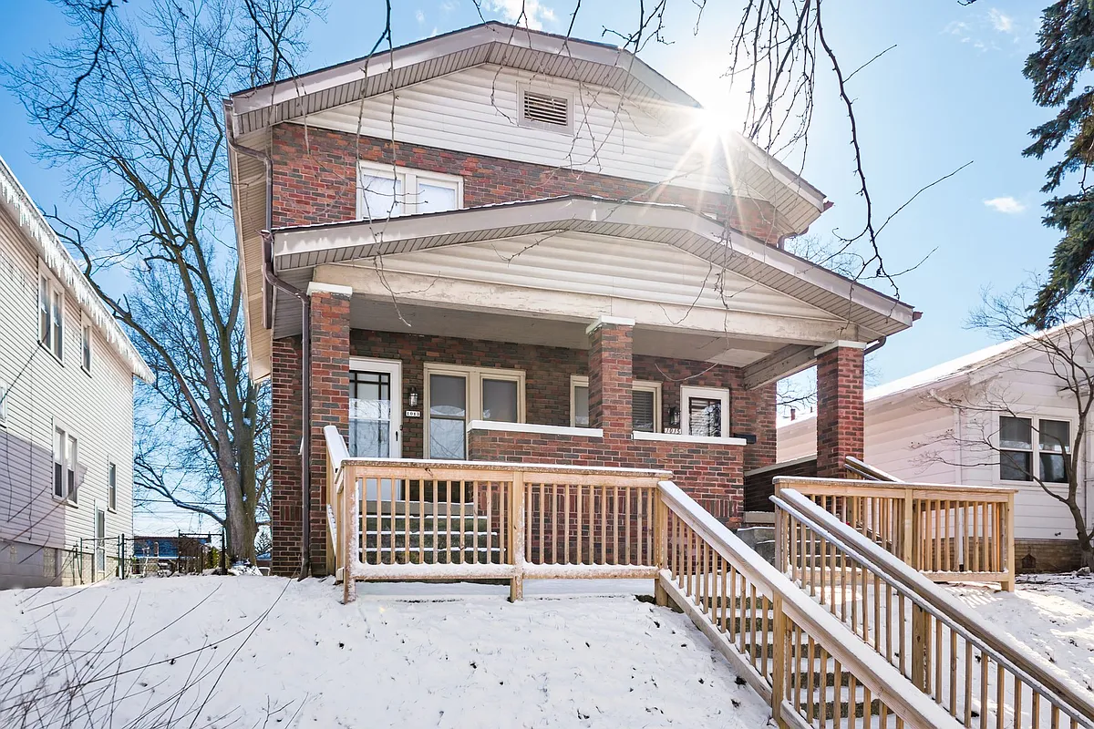 Building Photo - 1015 Parkway Dr #1015