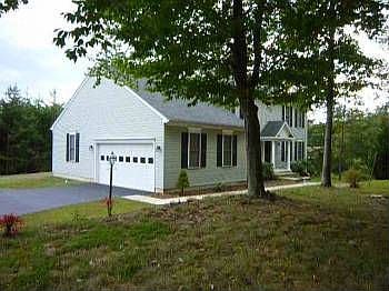 1st image of 16216 Dartmoor Dr