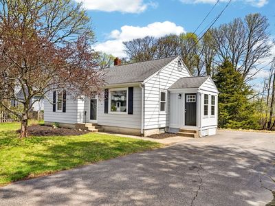 27 Taylor St, North Attleboro, MA, 02760
