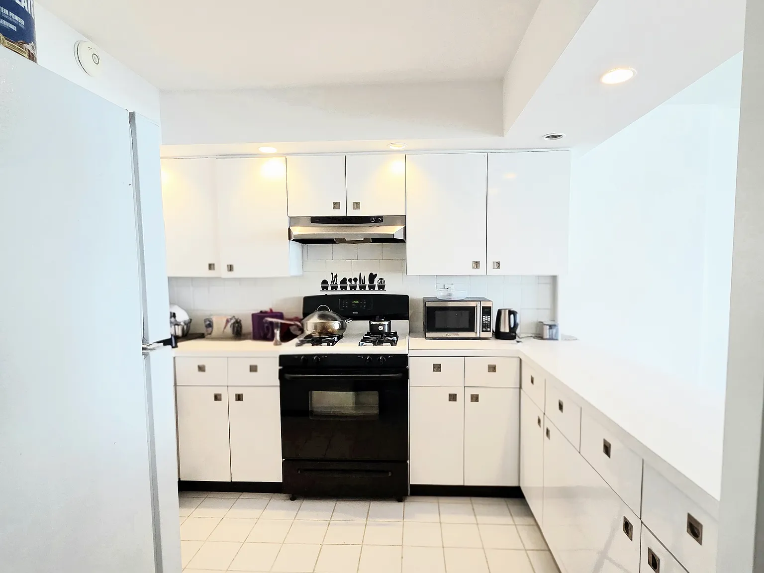 1203 River Rd — Photo 2