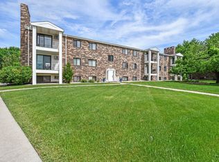 321 Prairiewood Cir S APT 304, Fargo, ND 58103