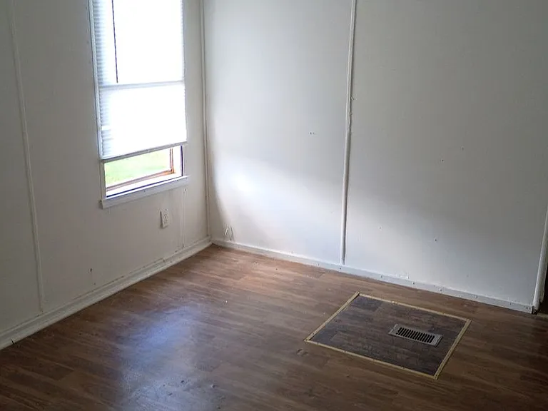409 Sunrise St #9 — Photo 6