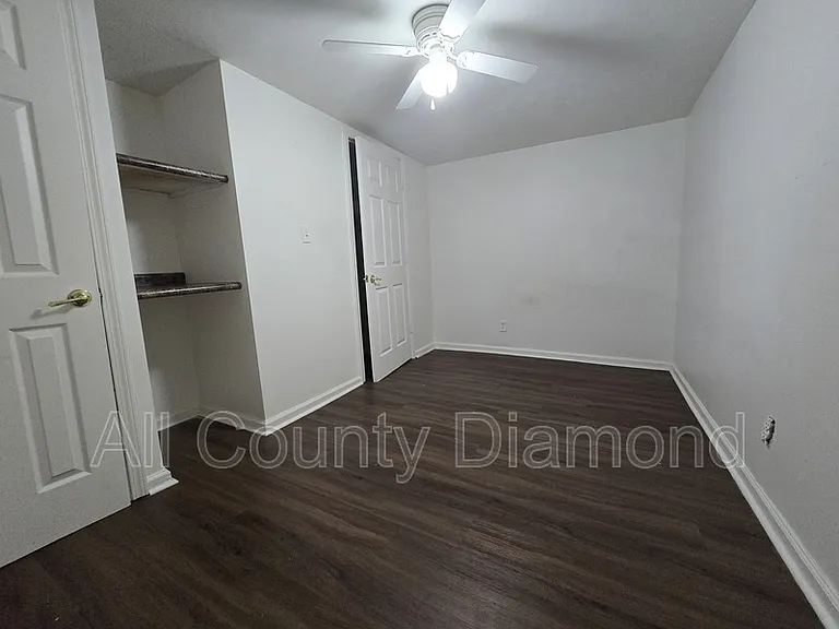 237 Helen Ave #B — Photo 7