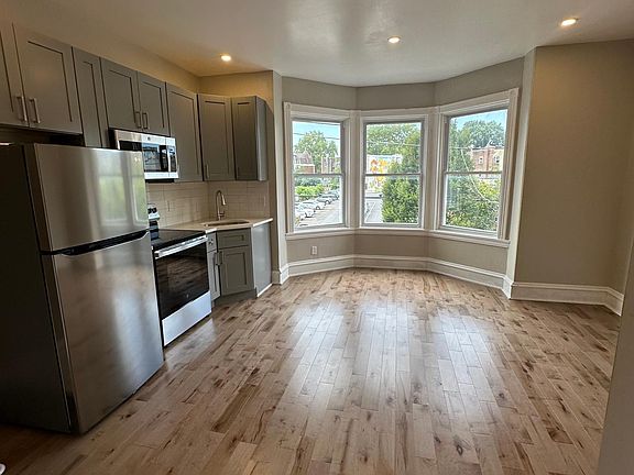 5th image of 4710 Warrington Ave #2