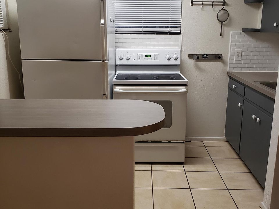 1st image of 2110 W North A St APT 1