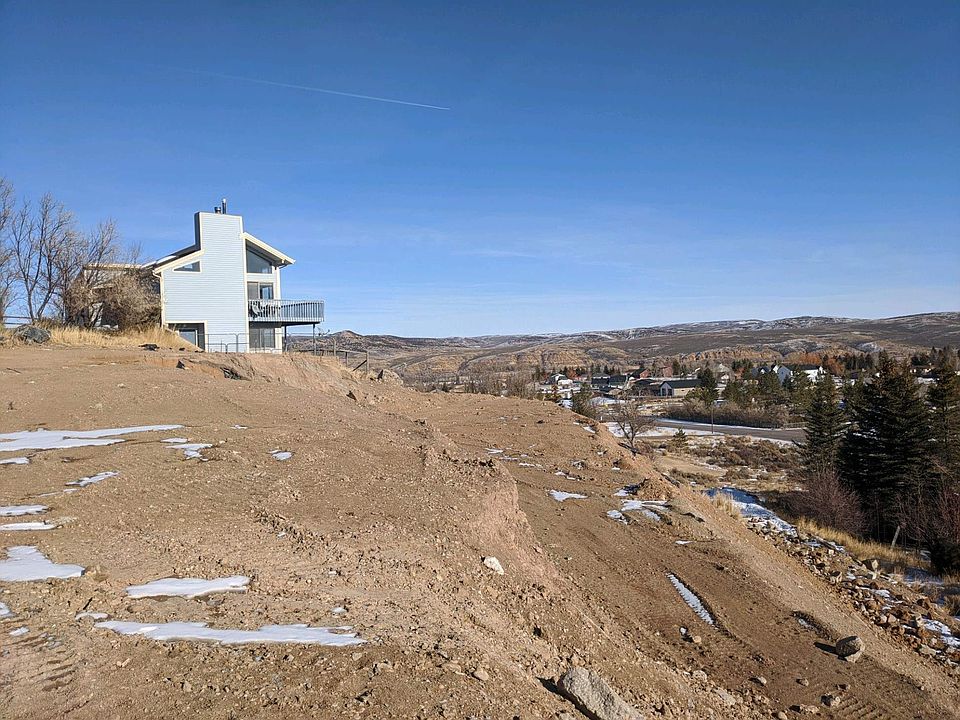 1st image of 106 Grand View Cir