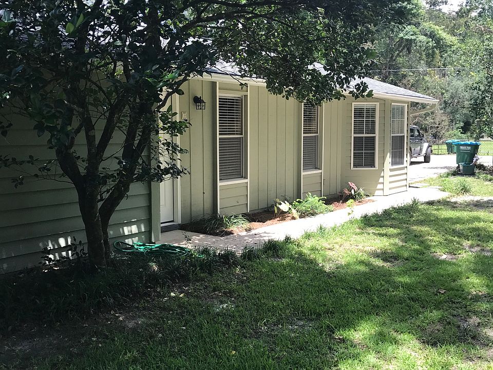 1st image of 9 Pinewood St