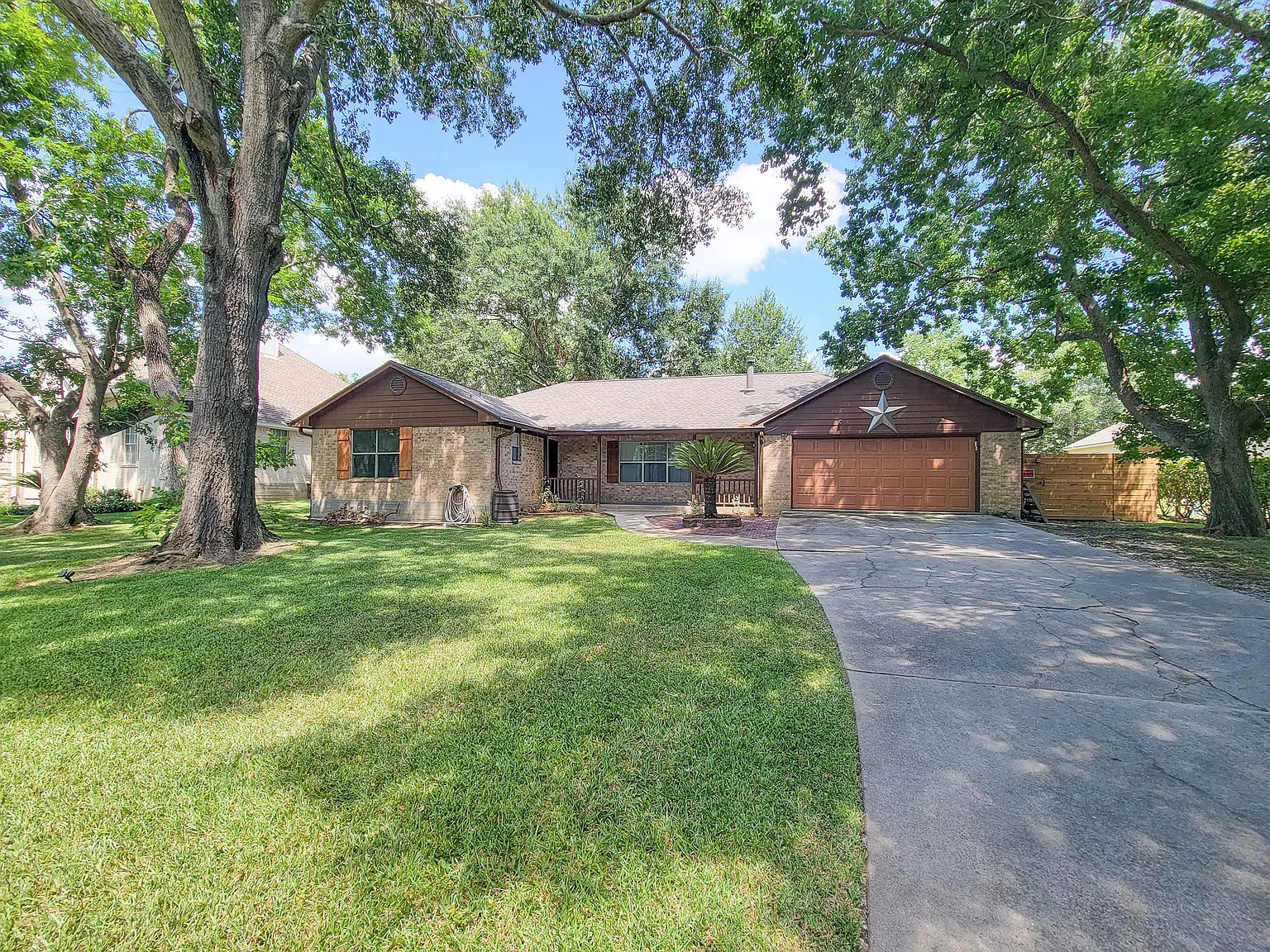3 bed, 1464 sqft, $1,900 — Photo 3