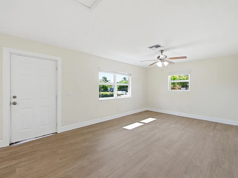 349 Wickline Blvd — Photo 7