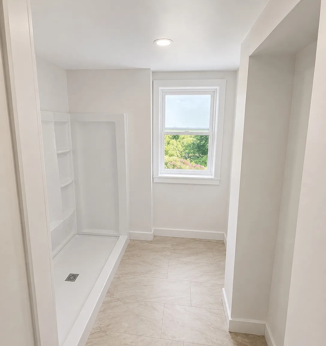 3 bed, 1250 sqft, $2,400 — Photo 3