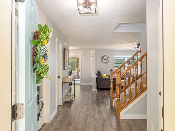 2nd image of 9923 Redmond Ct