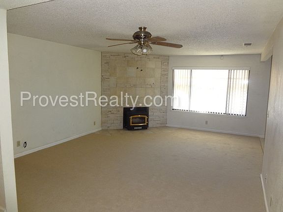 3rd image of 13612 Oakmont Dr