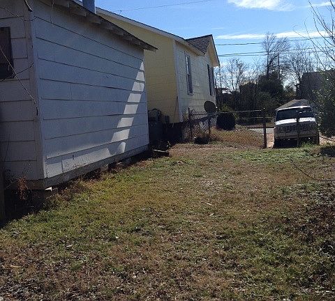 3rd image of 2408 5th St E