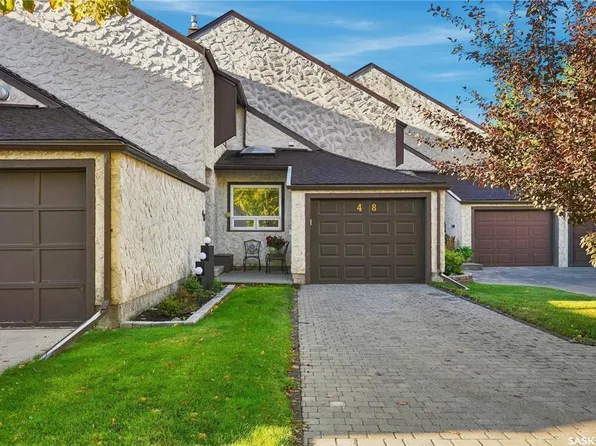 48 Cannington MEWS, Regina, SK S4S 5Z7