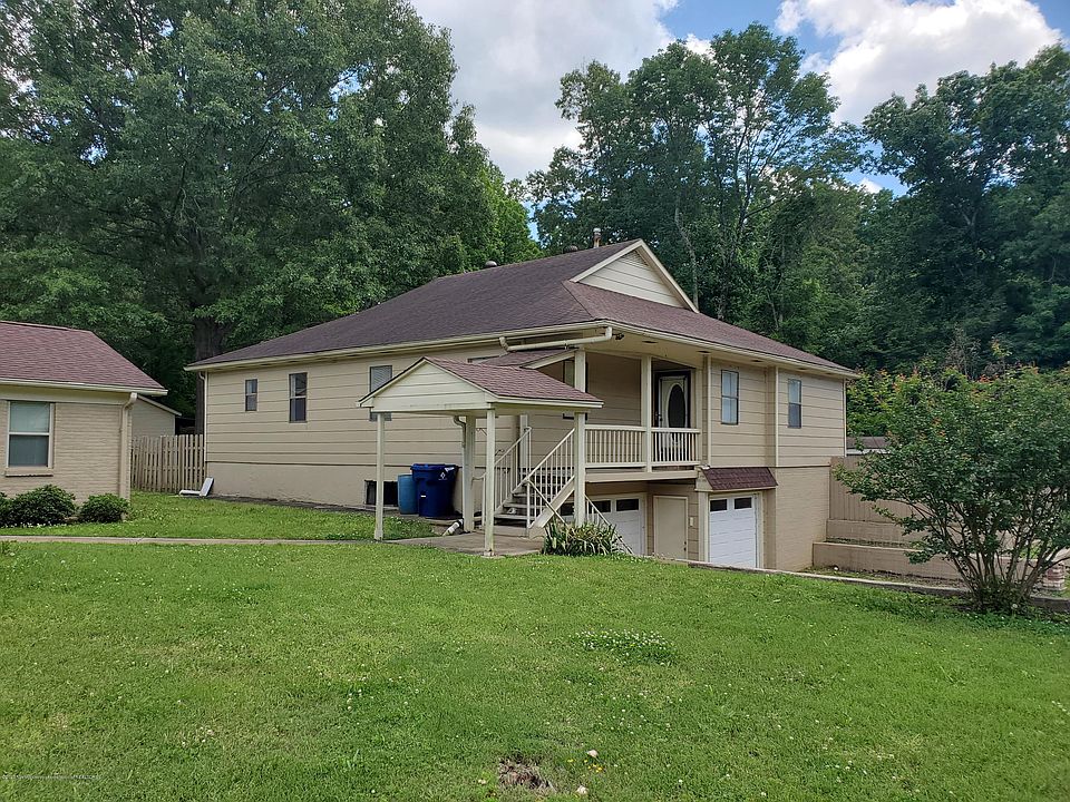 2nd image of 5981 Caroline Dr