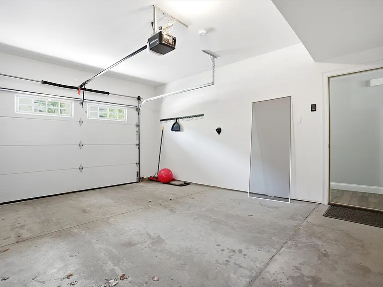 34 Callaway Dr #4 — Photo 23