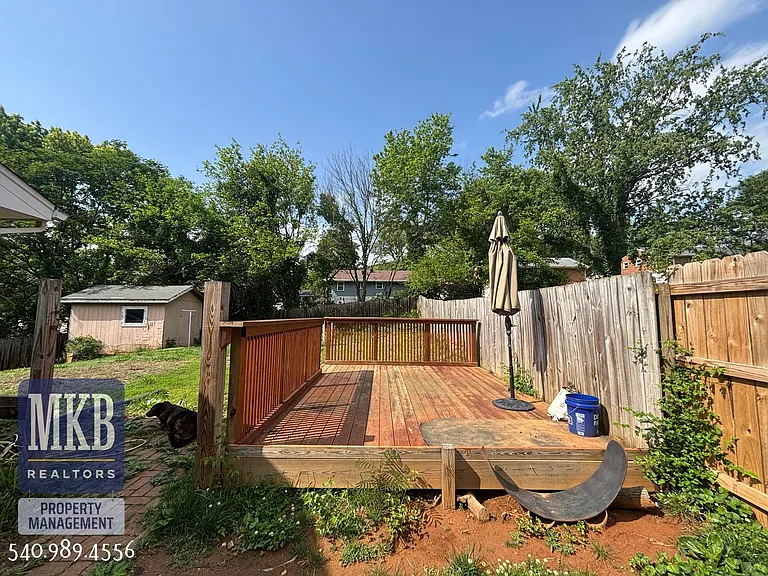4706 Casper Dr NE — Photo 39