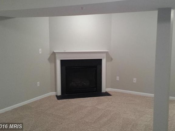 5th image of 46405 Munley Ln