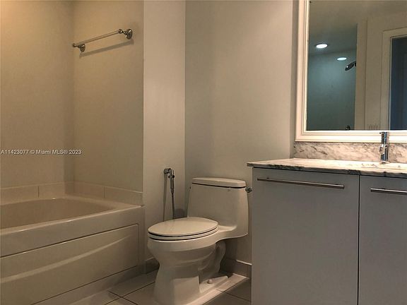 2nd image of 500 Brickell Ave APT 1904