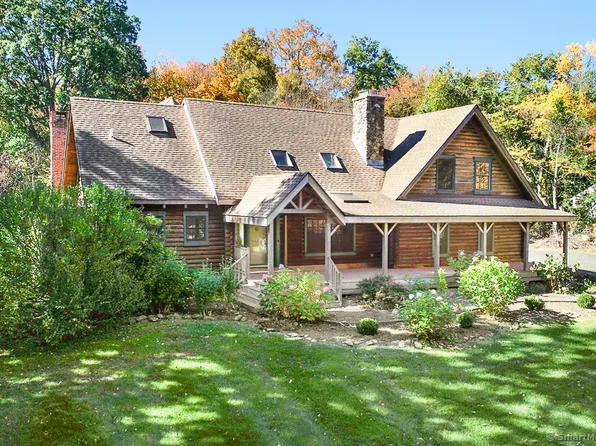 247 Heartland Terrace, Orange, CT 06477
