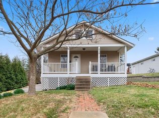 218 Lookout Ave, Valley Park, MO 63088